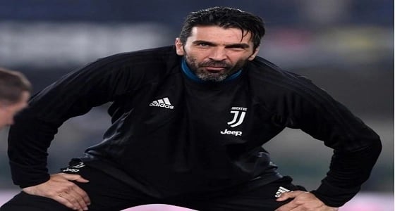 بوفون يرد بقوة على منتقدي انضمامه لتشكيلة إيطاليا