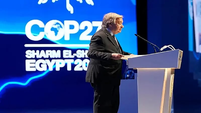 شاهد..الأمين العام للأمم المتحدة يتعرض لموقف محرج