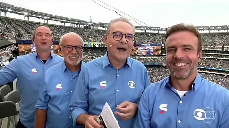 محللو SPORTV يرقصون بعد خسارة فلومينينسي أمام تشيلسي.. فيديو