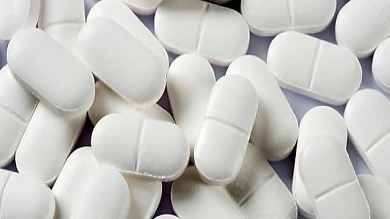 دراسة: تناول الباراسيتامول أثناء فترة الحمل يصيب المولود بالتوحد