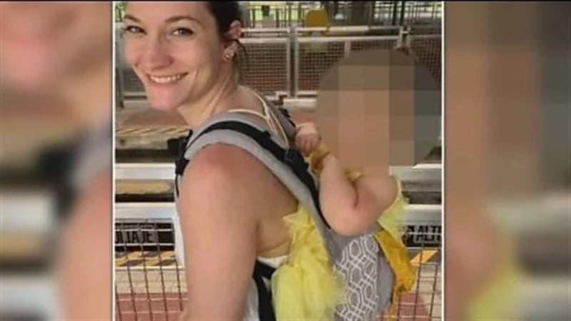 أم تقتل صغارها الثلاث خنقاً بعد تعذيبهم