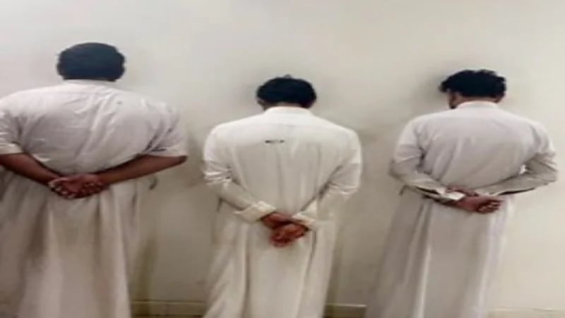 ضبط 3 أشخاص سرقوا كيابل محولات كهربائية في الشرقية 