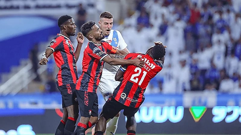 الانضباط ترفض احتجاج الهلال بخصوص طرد سافيتش