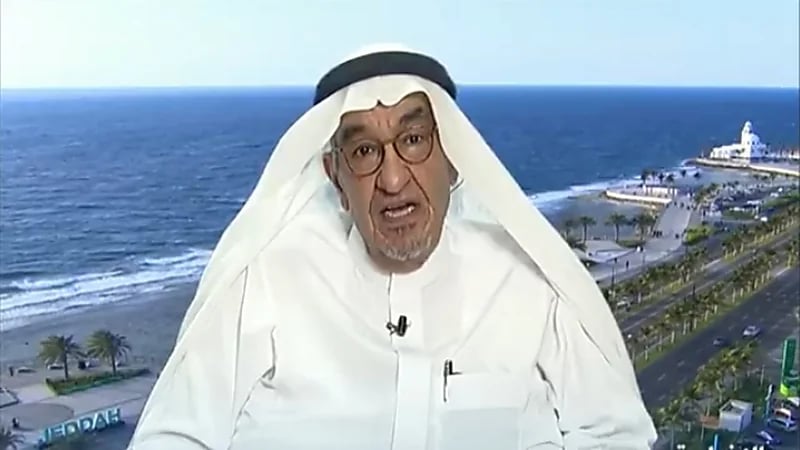 بالفيديو.. مواطن يتأهل لمسابقة أفضل نحات عربي في العالم