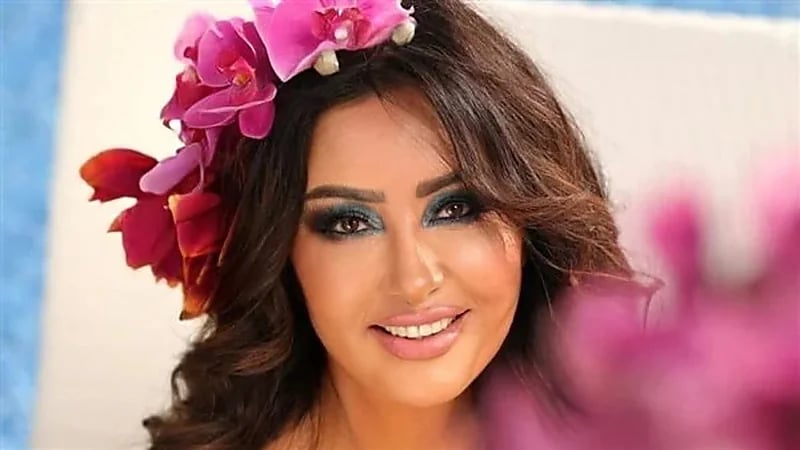 لطيفة تفاجئ جمهورها بإطلالة جذابة