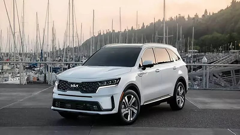 بالصور.. إطلاق كيا سورينتو بإصدار وحيد