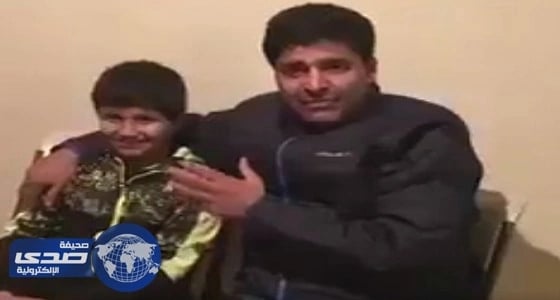 مستشفى أمريكي يمنح طفلا سعوديا وسام الشجاعة تبرع لأخيه بنخاعه الشوكي