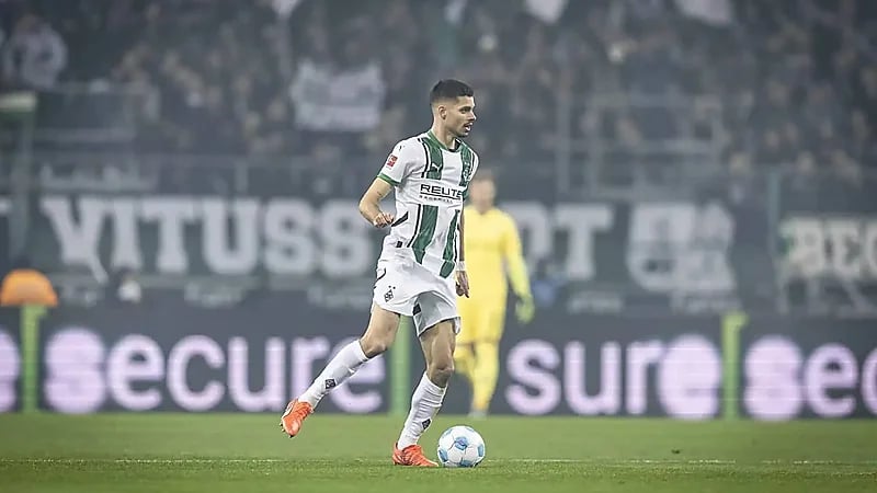 الشباب يتفق مع مونشنغلادباخ لضم فايغل