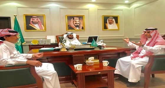 بالصور.. آل مفرح يلتقي مدير تعليم مكة ويزور عددا من الإدارات التعليمية