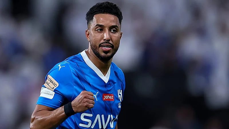 سالم الدوسري هلالي حتى 2027 .. فيديو