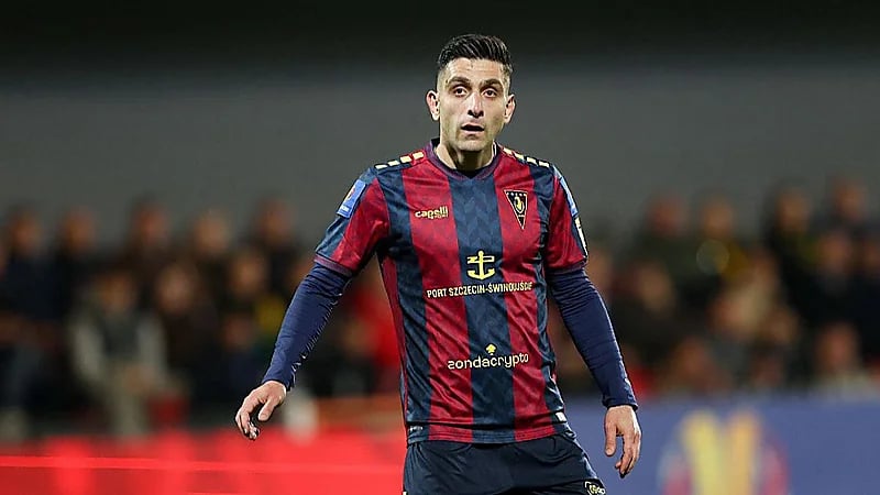 العلا يتعاقد مع المهاجم اليوناني إفثيميوس كولوريس