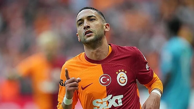 حكيم زياش يسجل هدفا بطريقة مذهلة في مرمى سيفاسبور .. فيديو