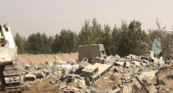 إيقاف بيع وتداول مخطط عشوائي مخالف بالطائف