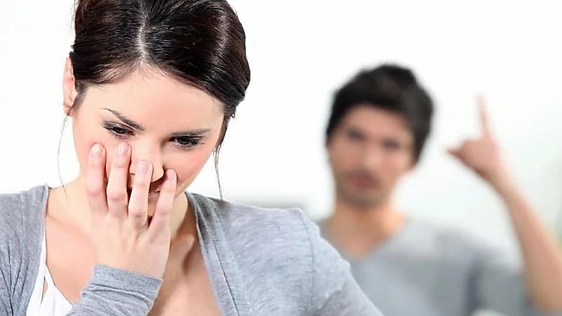 "استشاري" يوضح صفات الشخصية النرجسية