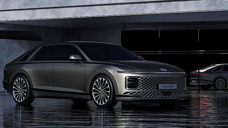 بالصور.. هيونداي ترفع النقاب عن ازيرا 2023 الجيل الجديد