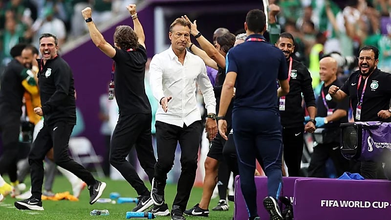 "رينارد" يعلن غياب "سلمان الفرج" عن باقي مباريات المونديال