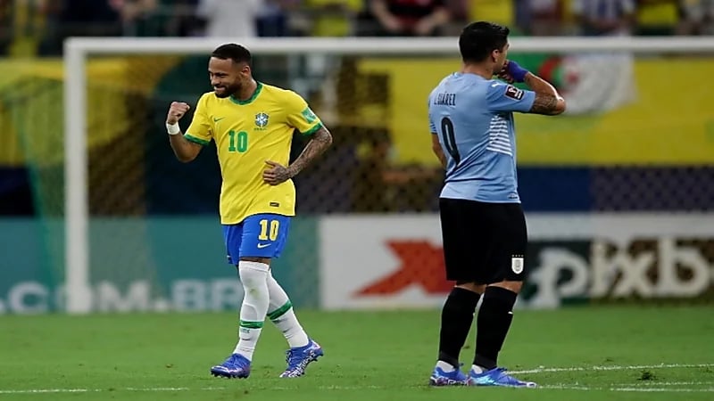 بالصور.. البرازيل تقترب من المونديال بعد فوز ساحق على أوروغواي