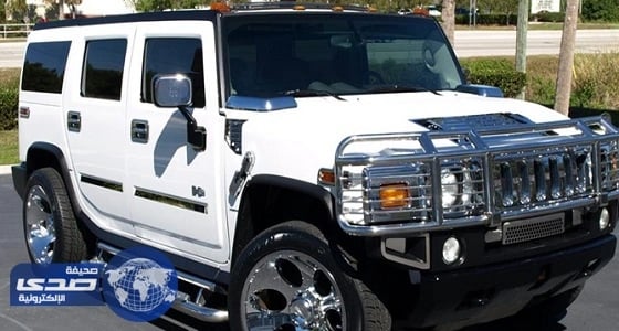 بالفيديو.. توقف سيارة سيدة عمانية بسبب " عمل سحري "