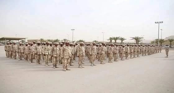 مركز تدريب المستجدين بلواء الملك خالد للأمن الخاص يحتفل بتخريج دورة الفرد الأساسي