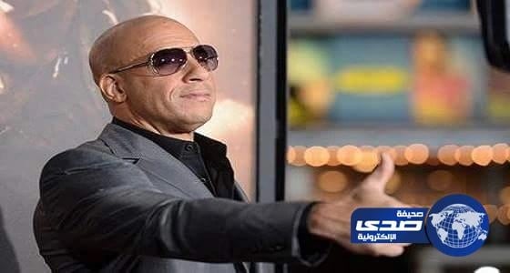 بالفيديو.. فان ديزل يتحرش بمذيعة ويطلب مواعدتها على الهواء
