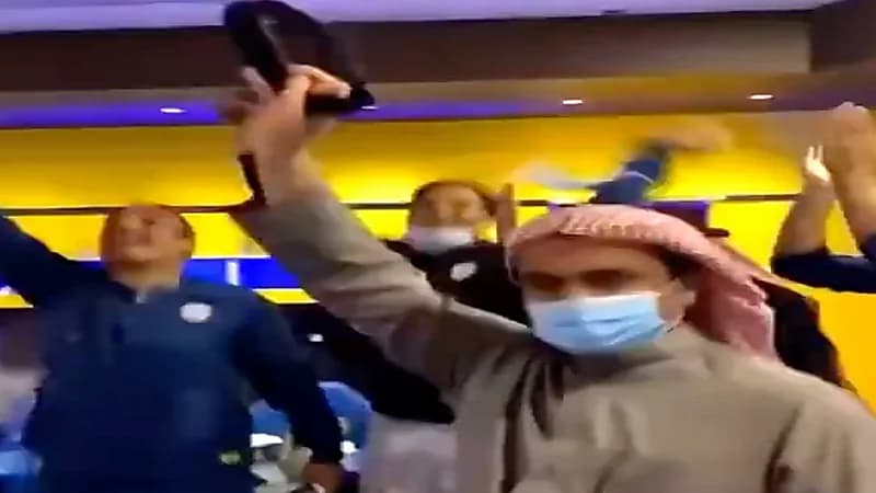 شاهد.. فرحة خالد البلطان ولاعبي الشباب بعد الانتصار على النصر برباعية