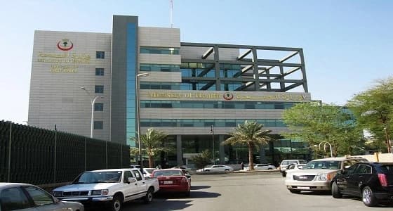 1822 سريرا جديدا في مستشفيات الصحة وزيادة جراحات اليوم الواحد إلى 55%