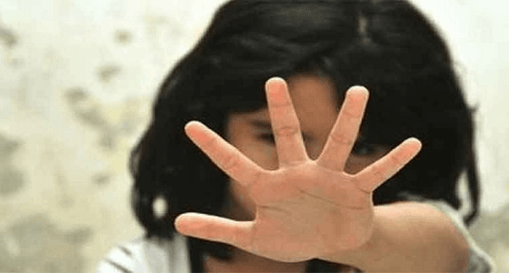 " شاذ " يستغل الأطفال جنسيا للحصول على الأموال