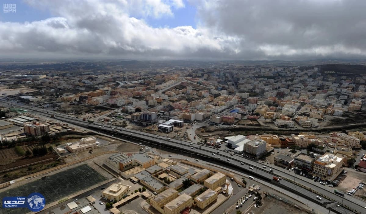 بالصور.. طيران الأمن ينفذ طلعات جوية لمراقبة الأحداث المناخية في عسير