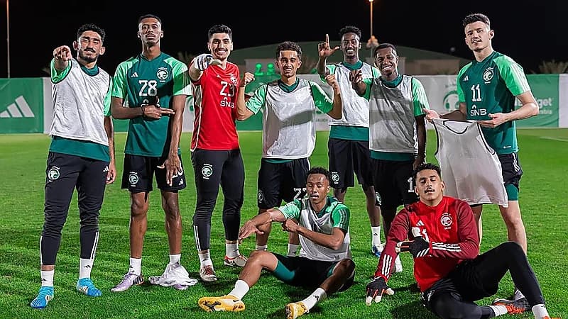 الأخضر يستأنف تدريباته في الرياض استعدادًا لمواجهة الأردن