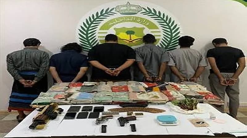 القبض على 6 أشخاص لحيازتهم وترويجهم الحشيش وأقراص الإمفيتامين بجازان