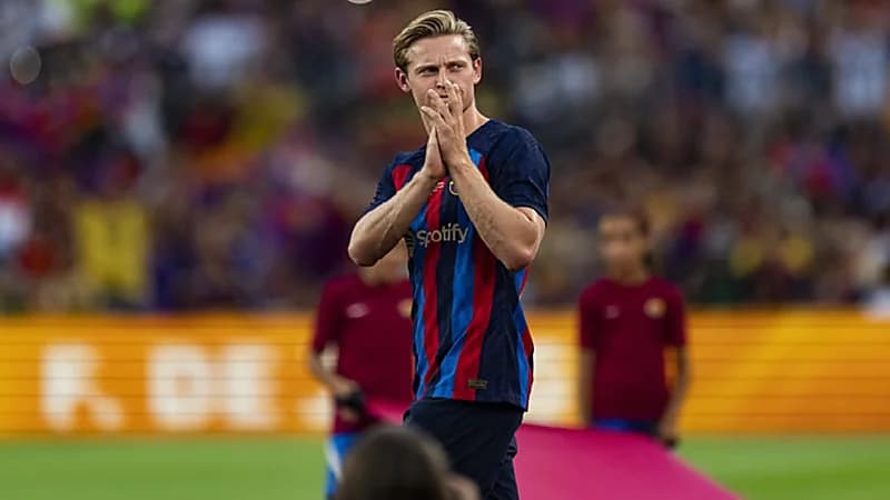 دي يونغ يكشف عن وجهته المقبلة حال رحيله عن برشلونة