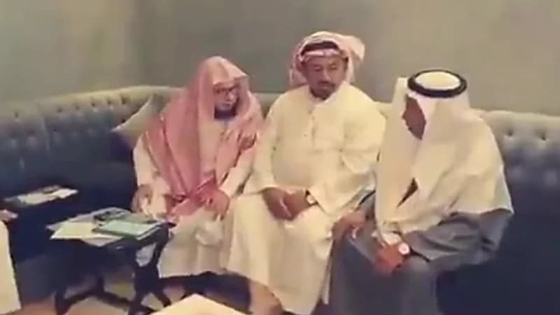 شاهد.. مواطن يروي تفاصيل مثيرة حول إعادة تزويج والده ووالدته بعد انفصالهما