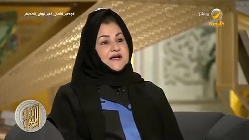 قانونية تحذر: الموافقة على شروط التطبيقات دون قراءتها يعرض لأضرار فادحة