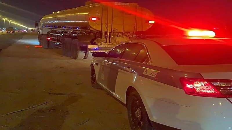 القبض على قائد مركبة تخطى الرصيف وتجاوز الإشارة في الرياض