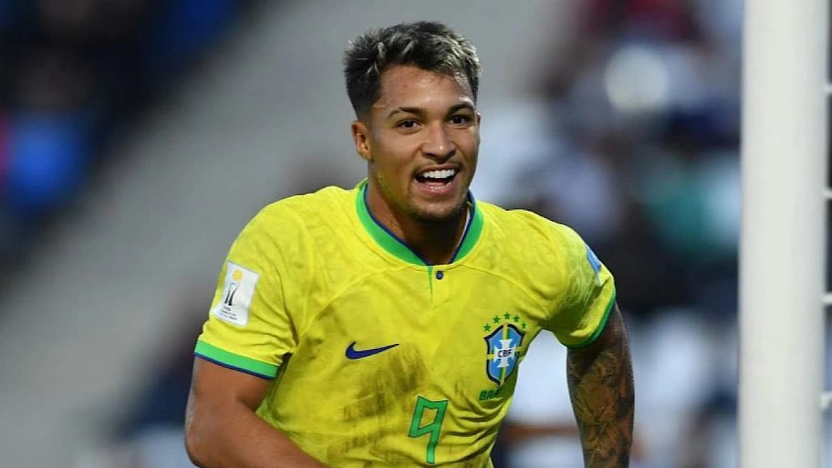 ليوناردو: كرة القدم السعودية تشهد نموًا وآمل أن يزداد هذا النمو