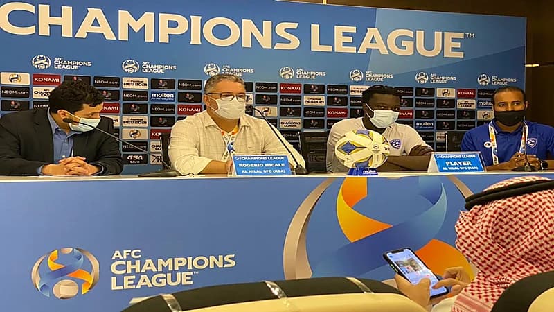 مدرب الهلال: سعيد بمستوى اللاعبين وردة فعلهم التي توقعتها