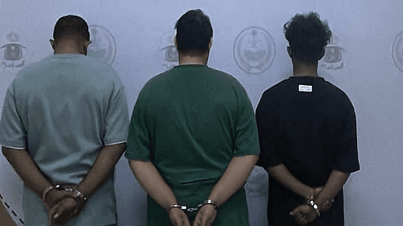 ضبط 3 أشخاص لترويجهم مادتي الحشيش والإمفيتامين المخدرتين