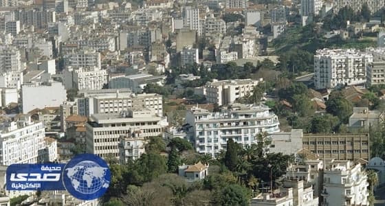 الجيش الجزائري يكتشف مخبأ للأسلحة والذخيرة الحية