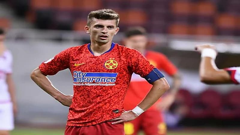 الهلال يقترب من ضم الروماني تاناسي لصفوف فريقه