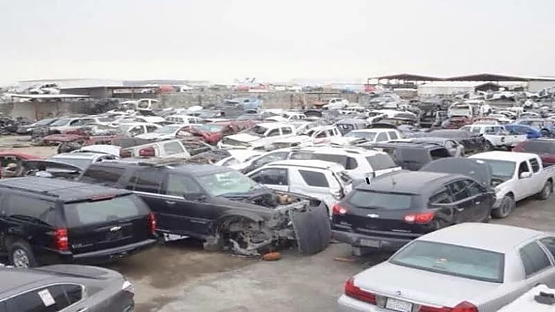 "الزكاة" تعلن عن مزاد لبيع سيارات تشليح في جمرك جازان