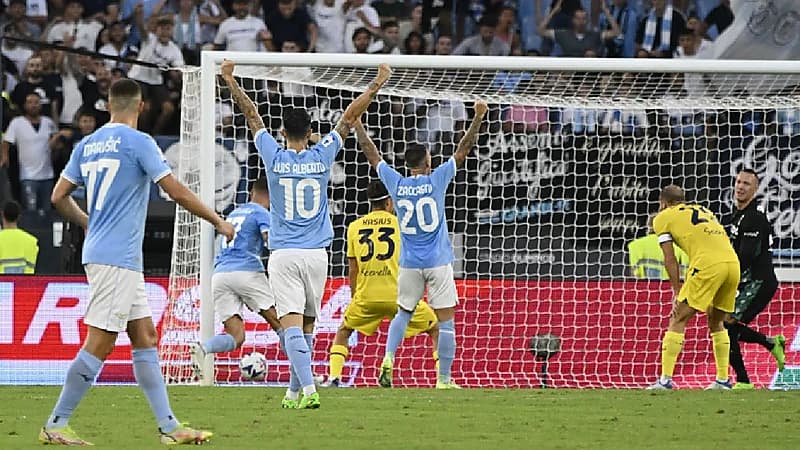 لاتسيو يبدأ جولته بهدفين في شباك بولونيا