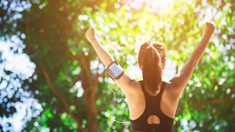 3 طرق تزيد الطاقة والنشاط دون شرب كافيين