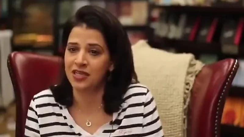 شاهد.. بثينة العيسى تعطي درساً مهماً في التربية والتعليم