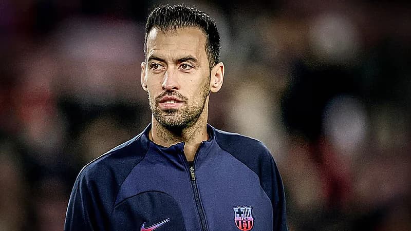 النصر يقترب من ضم الإسباني سيرجيو بوسكيتس