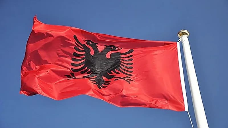 إعفاء المواطنين من تأشيرة الدخول إلى ألبانيا