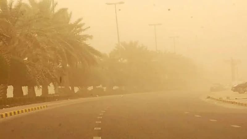 الجهني: موجة الغبار الكثيفة تقترب من مدينة حائل