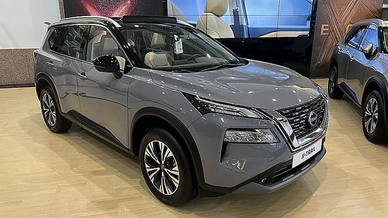 أبرز مواصفات سيارة نيسان اكس تريل 2025.. صور