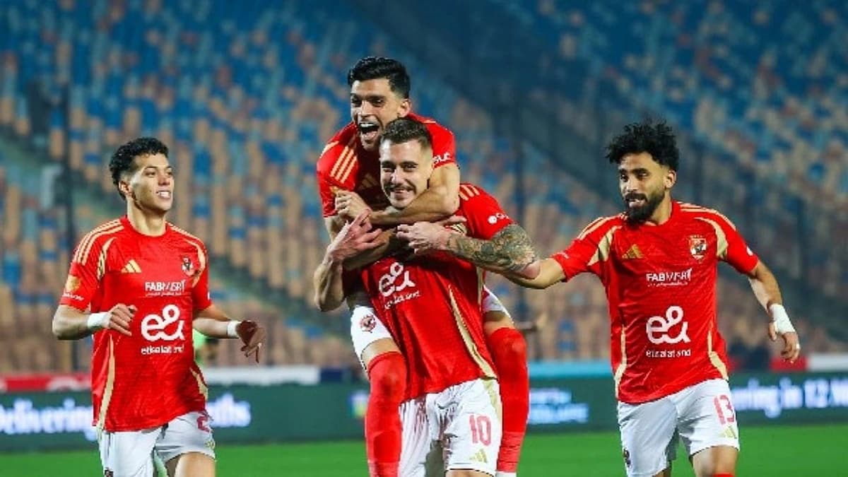 الأهلي يستعيد هدافه قبل لقاء الزمالك في نهائي السوبر