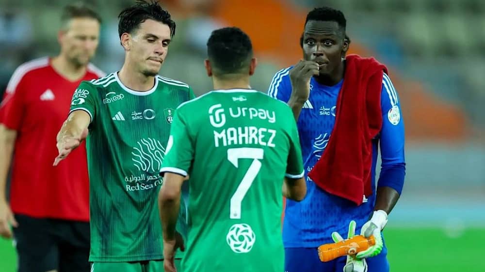 غياب ثنائي الأهلي عن 8 مباريات