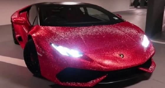 بالفيديو.. تزويد لامبورجيني هوراكان المبهرة بـ1.3 مليون كريستالة سواروفسكي